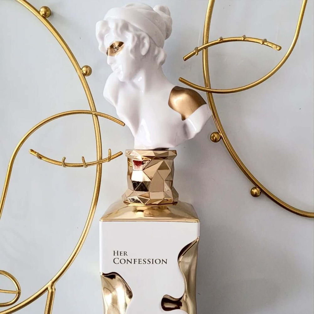 Lattafa Her Confession 100 ml – vedere ambientală laterală